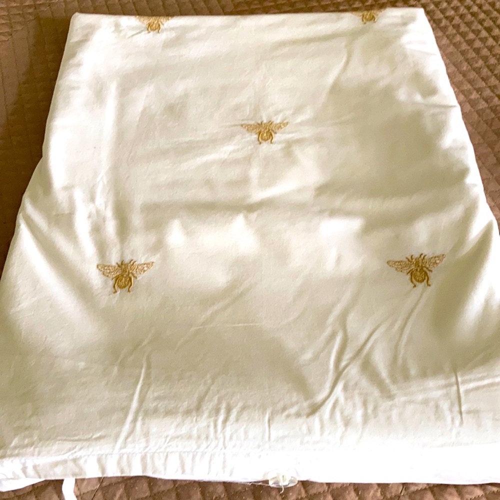 Pottery Barn Bee Embroidered Duvet and Shams